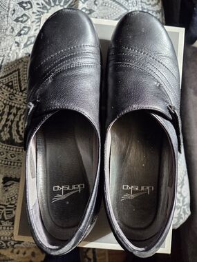 Dansko Women's Frannie Black Leather Slip-Ons